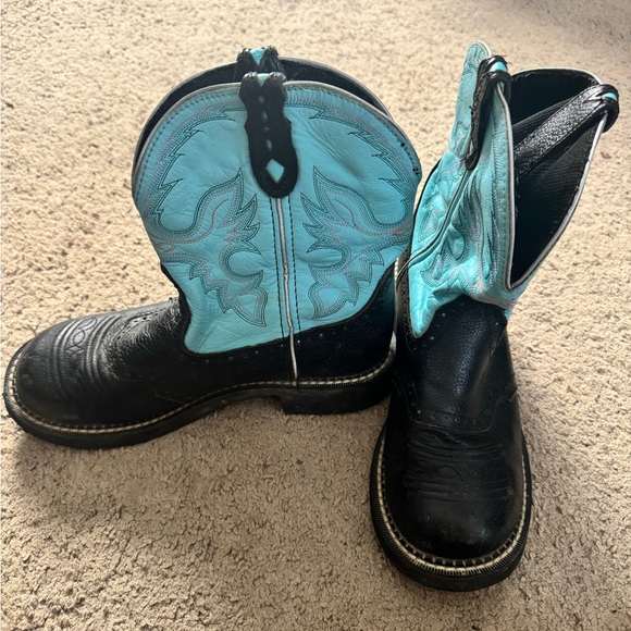 Women’s Justin Gypsy boots - Picture 2 of 4